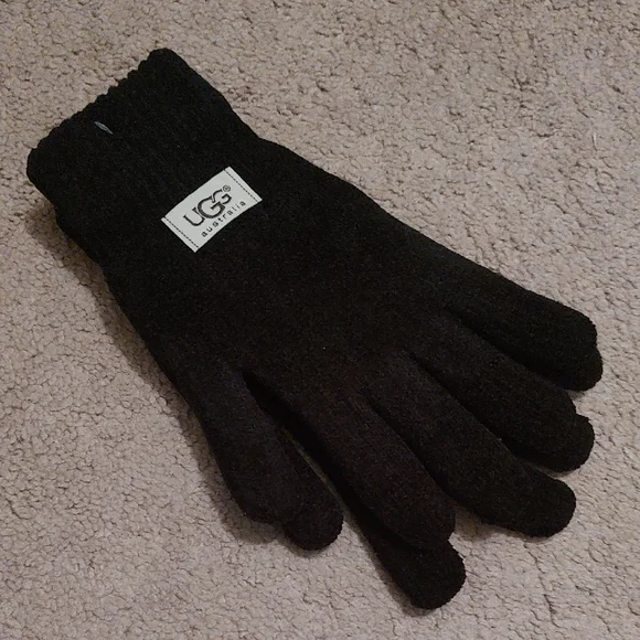 UGG Women's Classic Black Gloves - Picture 1 of 3